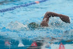 中国队夺男女4x100米自由泳接力冠军！潘展乐本届已独夺4金
